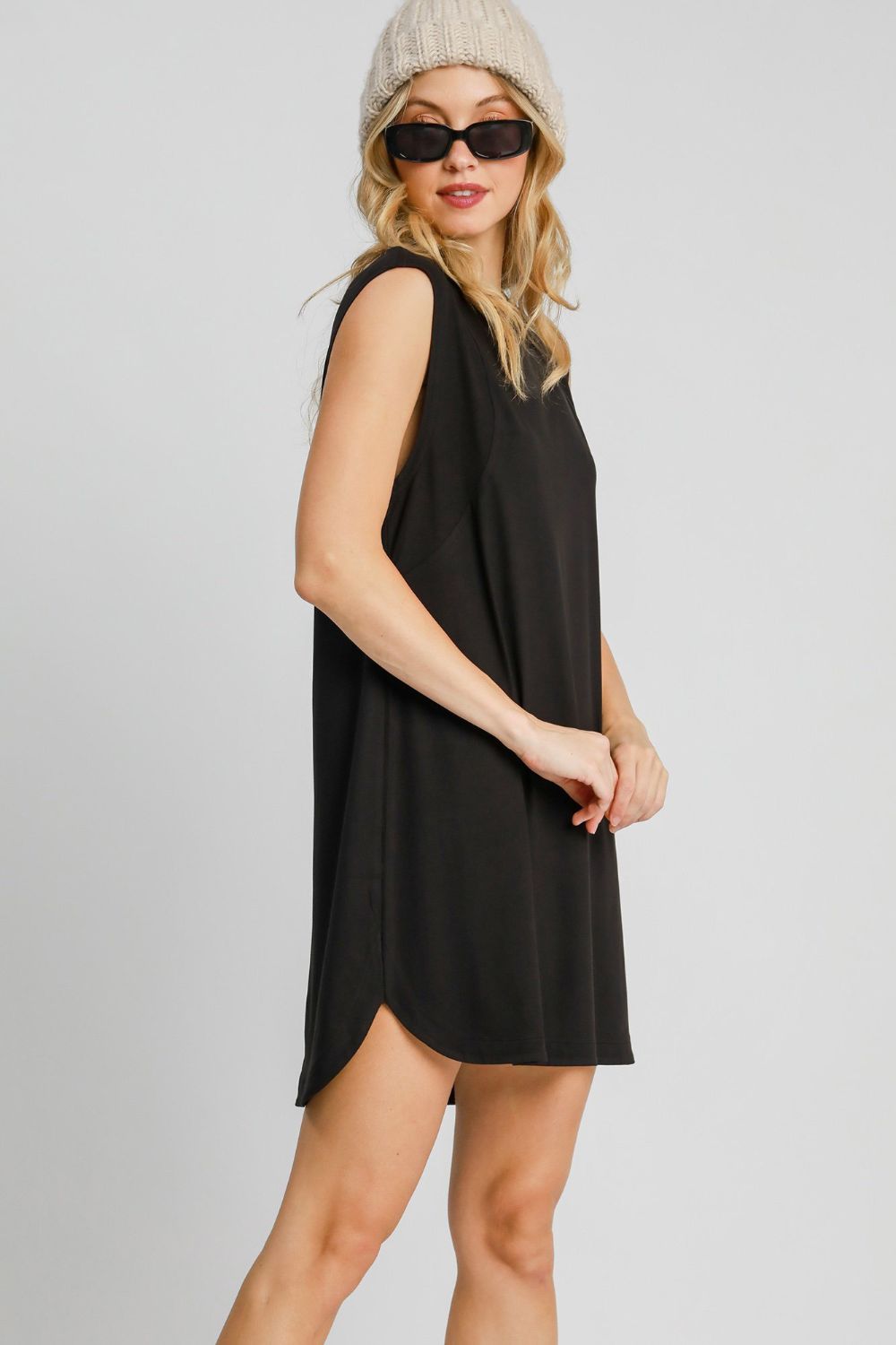 Women's Black Sleeveless High-Low Curved Hemline Mini Dress Tunic