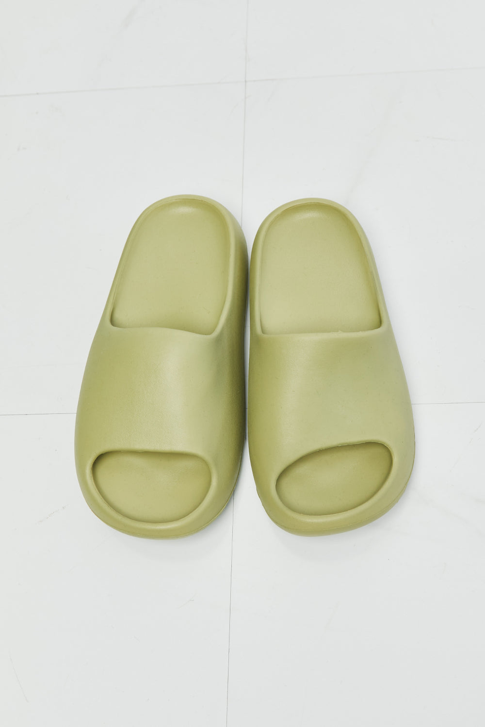Womens Green In My Comfort Zone Slides