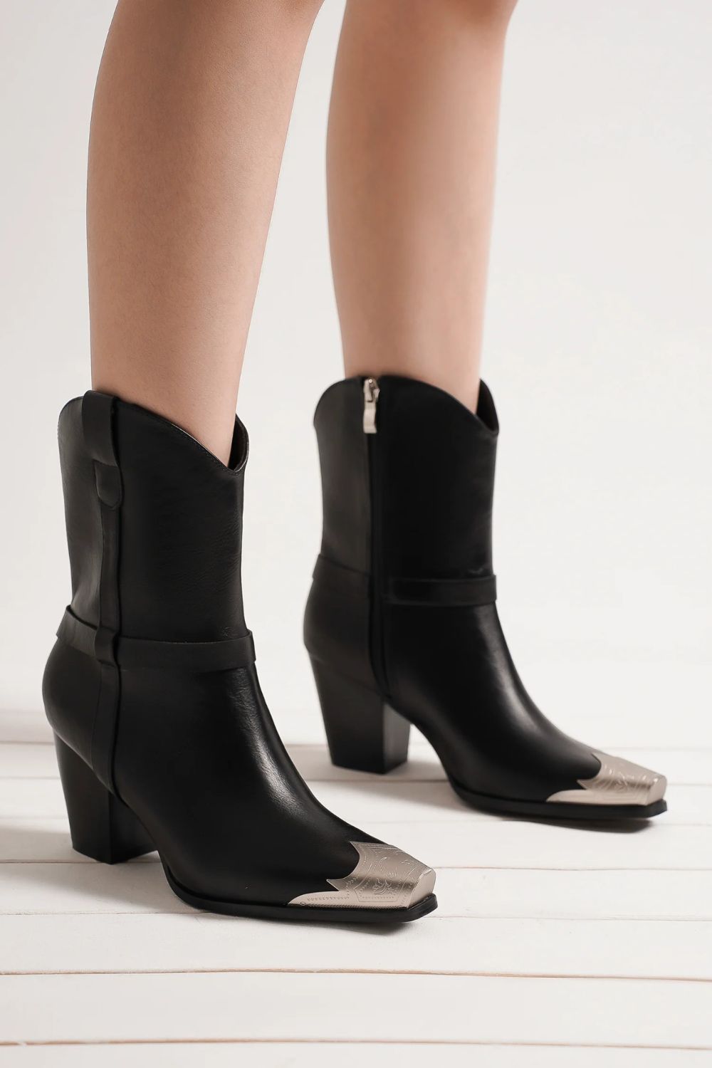 Women's Black Classic Cowboy Boots with Wood Heel and Silver Toe