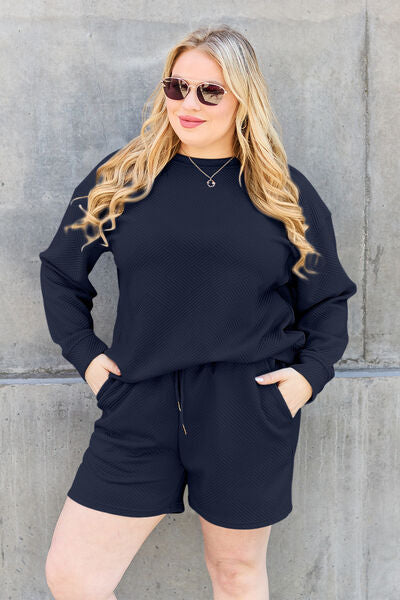 Women's Relaxed Casual Lounge Long Sleeve Top and Drawstring Shorts Set