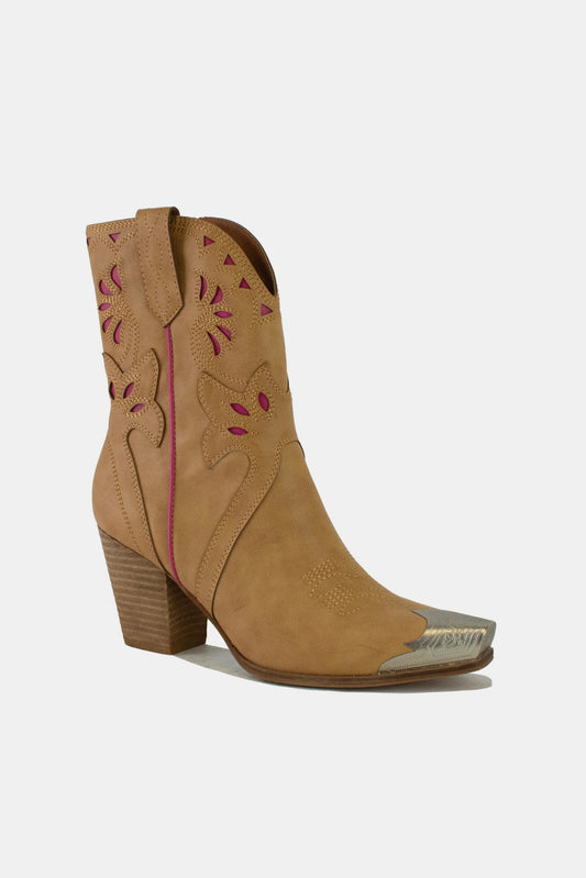 Women's Distressed Brown Daisy Cowboy Boots with Wood Heel and Metal Toe