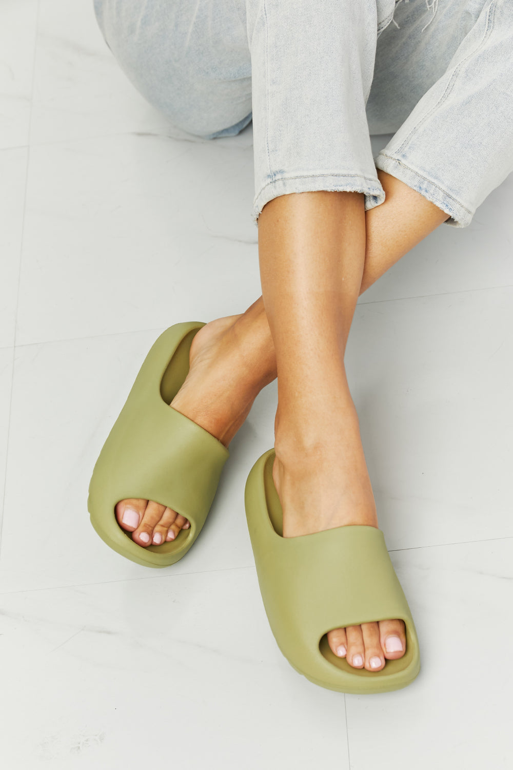 Womens Green In My Comfort Zone Slides