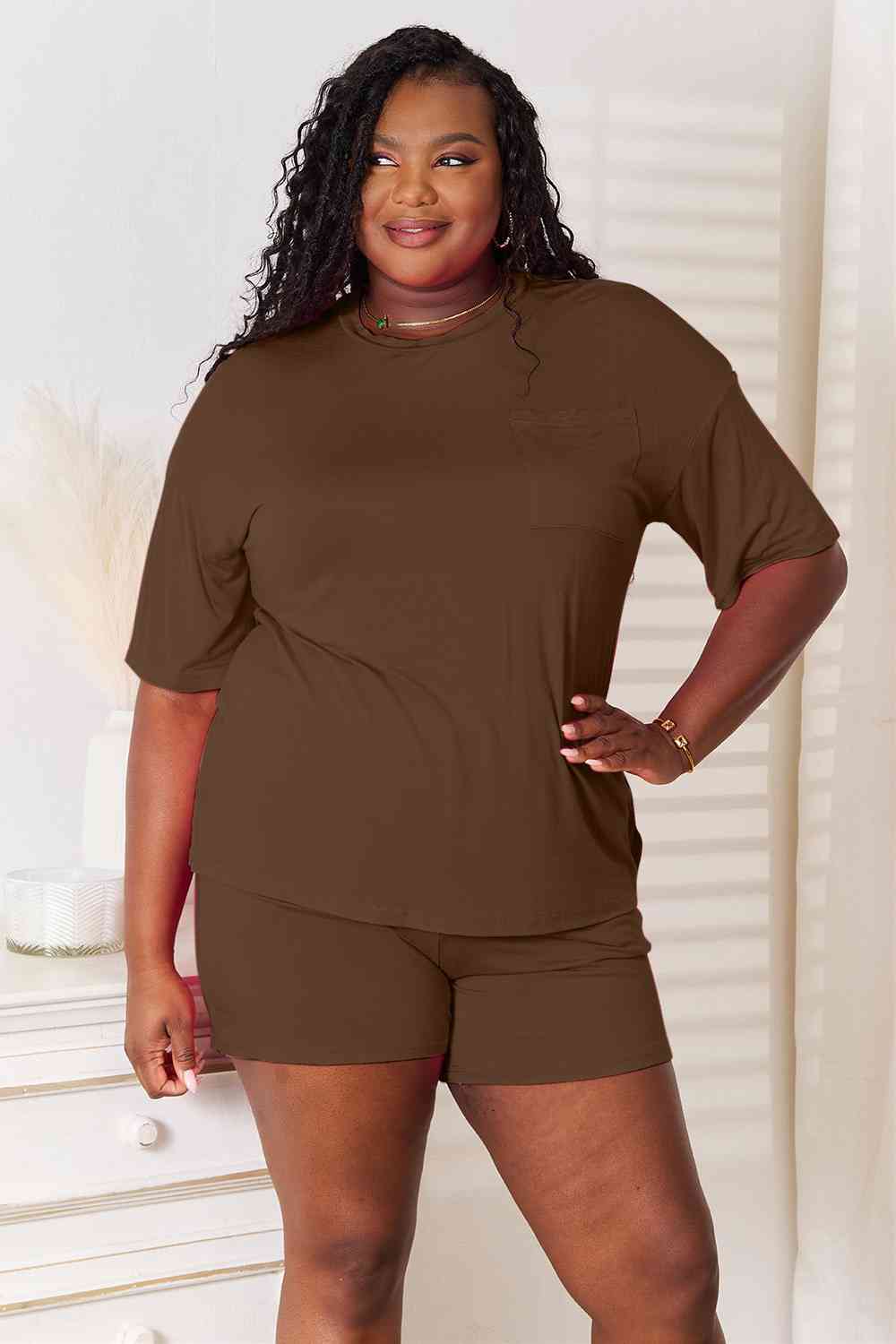 Women's Half Sleeve Oversized Top and Shorts Set with Pockets