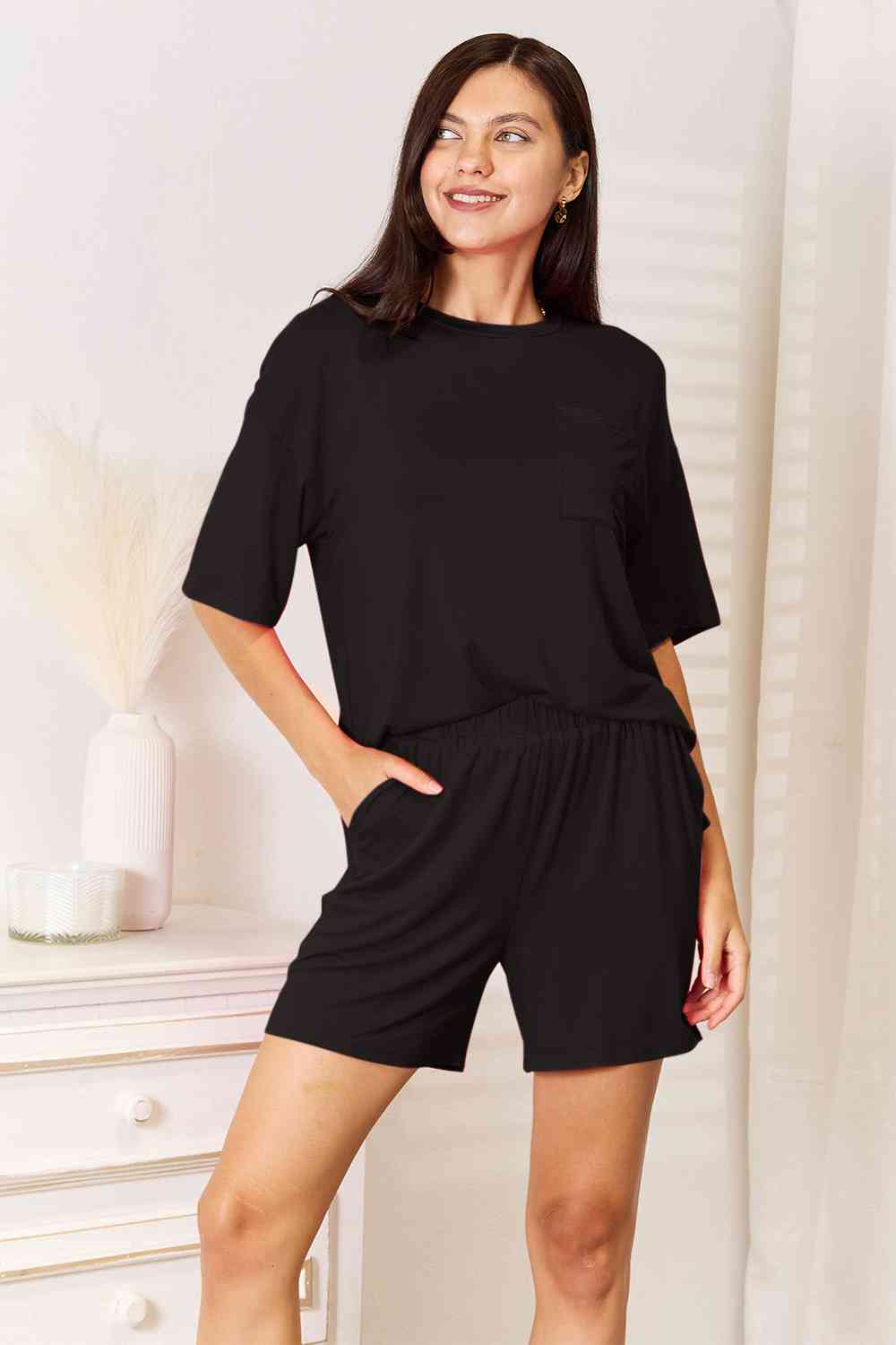 Women's Half Sleeve Oversized Top and Shorts Set with Pockets